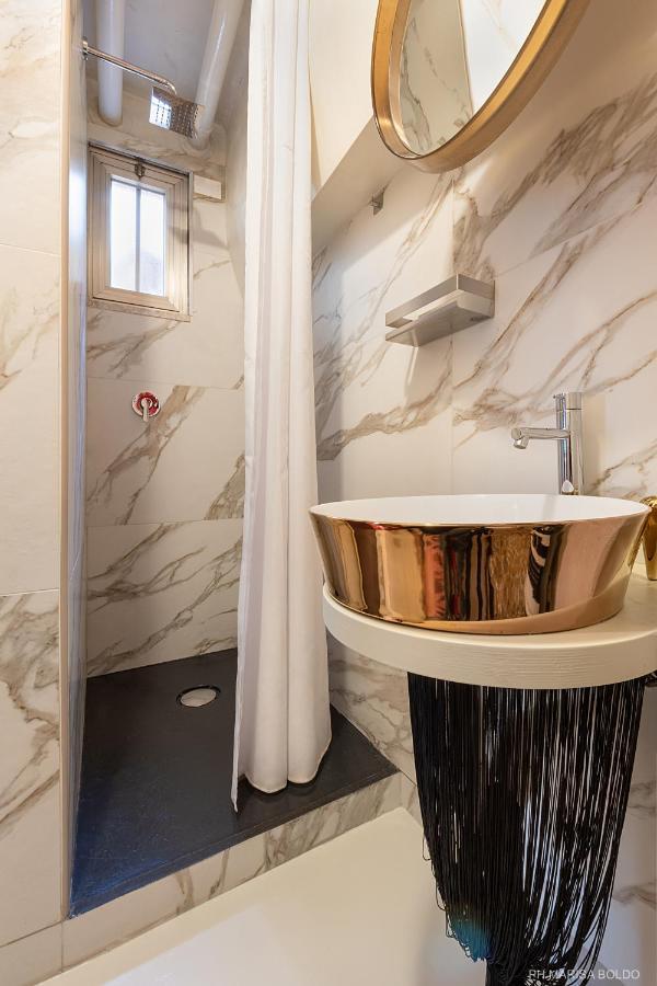 Billie'S Flat Red - Art & Design Apt In Verona Historic Centre Экстерьер фото